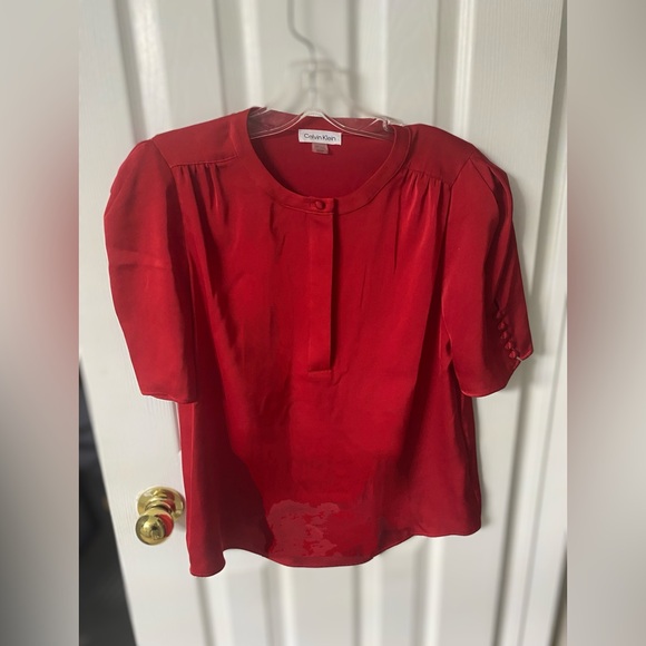 Elegant Calvin Klein Red Women's Top - Picture 4 of 7